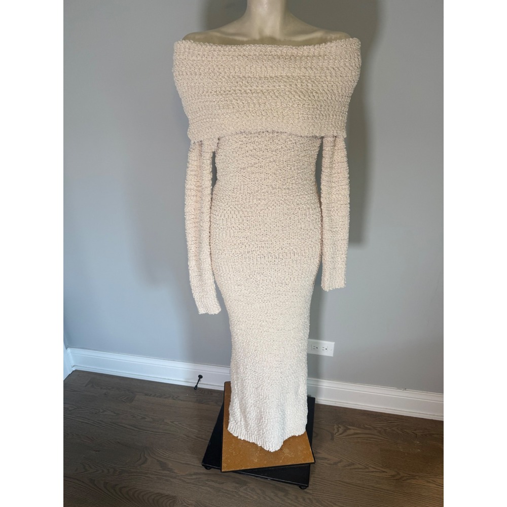 JLUXLABEL Cream Off The Shoulder Popcorn Knit Maxi Dress Long Sleeve Small NWT